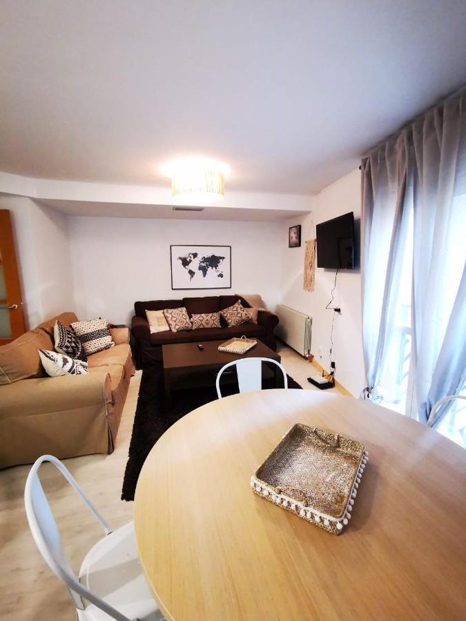 Vtz El Balcon De Rey Alfonso III Apartment Zaragoza Ngoại thất bức ảnh